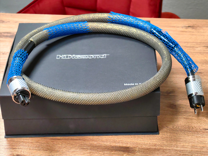 HiDiamond TOP Gold силовой кабель 2 м. HiDiamond TOP Gold силовой кабель 2 м.